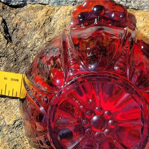 Anchor Hocking Royal Ruby Oyster and Pearl Bowl - Picture 9 of 10